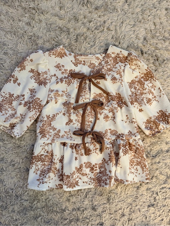 Monteau Tops - Monteau Cream Top with Brown Floral Tie-Front